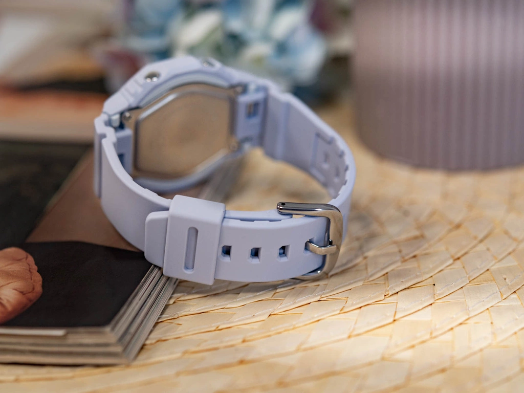 Zegarek damski CASIO G-SHOCK GMA-P2100SG-2AER Soak Up The Shimmer