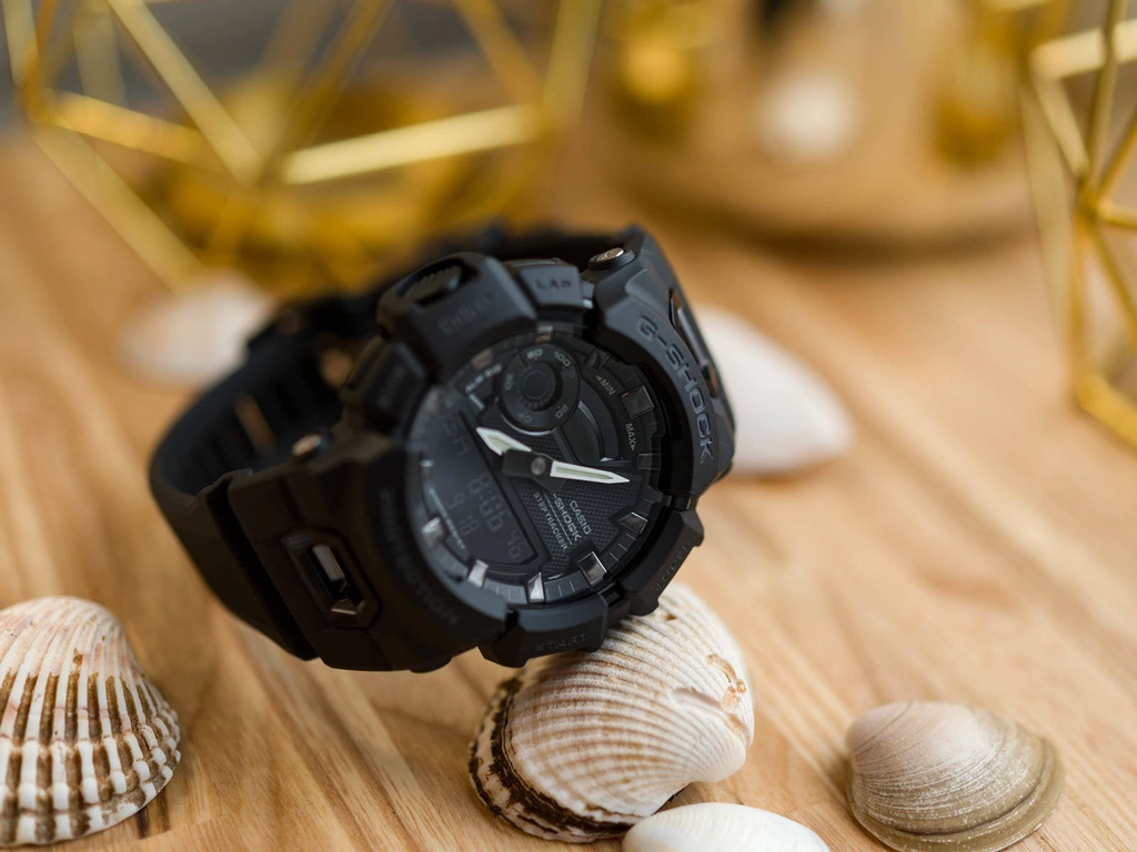 Zegarek męski CASIO G-SHOCK GBA-900-1AER G-Squad