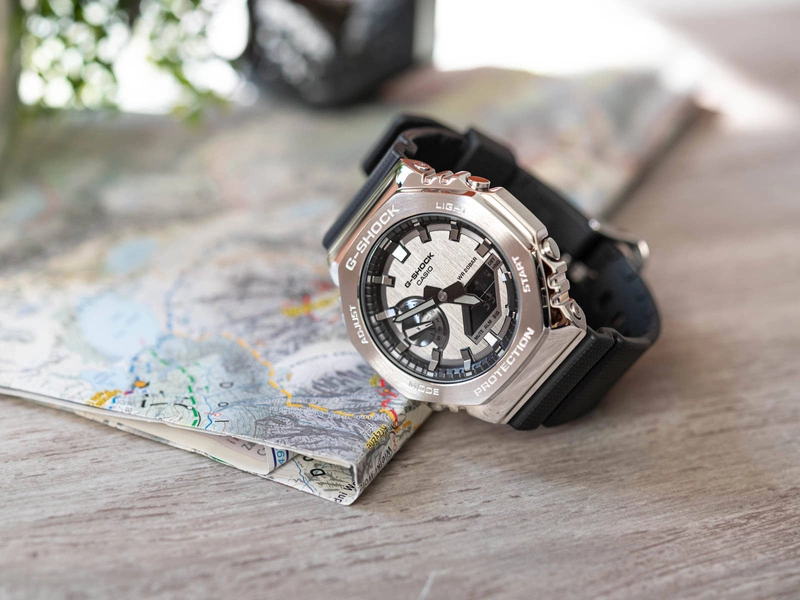 Zegarek męski CASIO G-SHOCK GM-2100-1AER