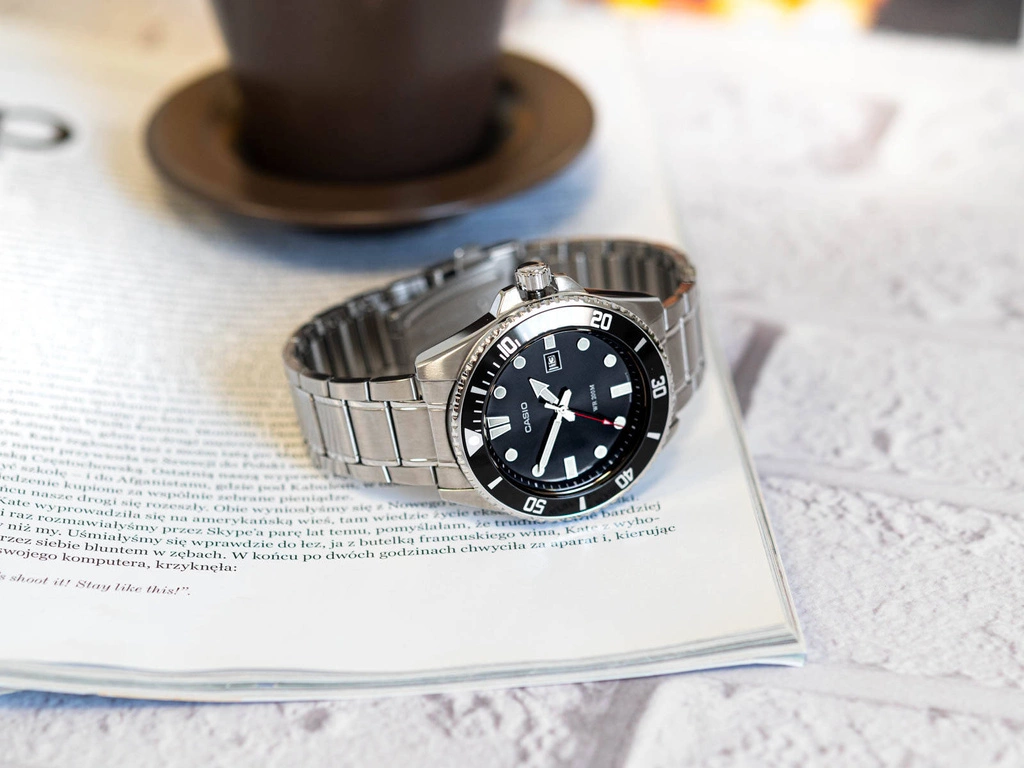 Zegarek męski MDV-107D-1A1VEF