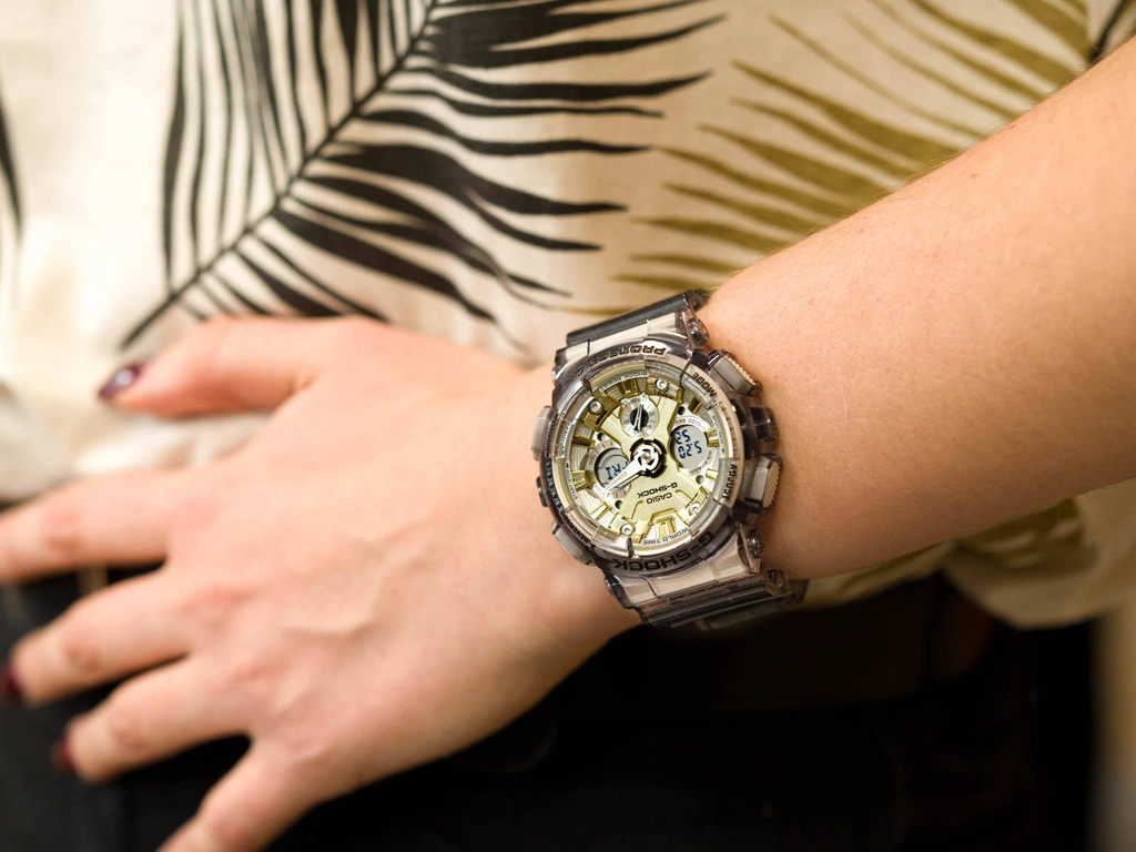 Zegarek damski CASIO G-SHOCK GMA-S120GS-8AER S-Series