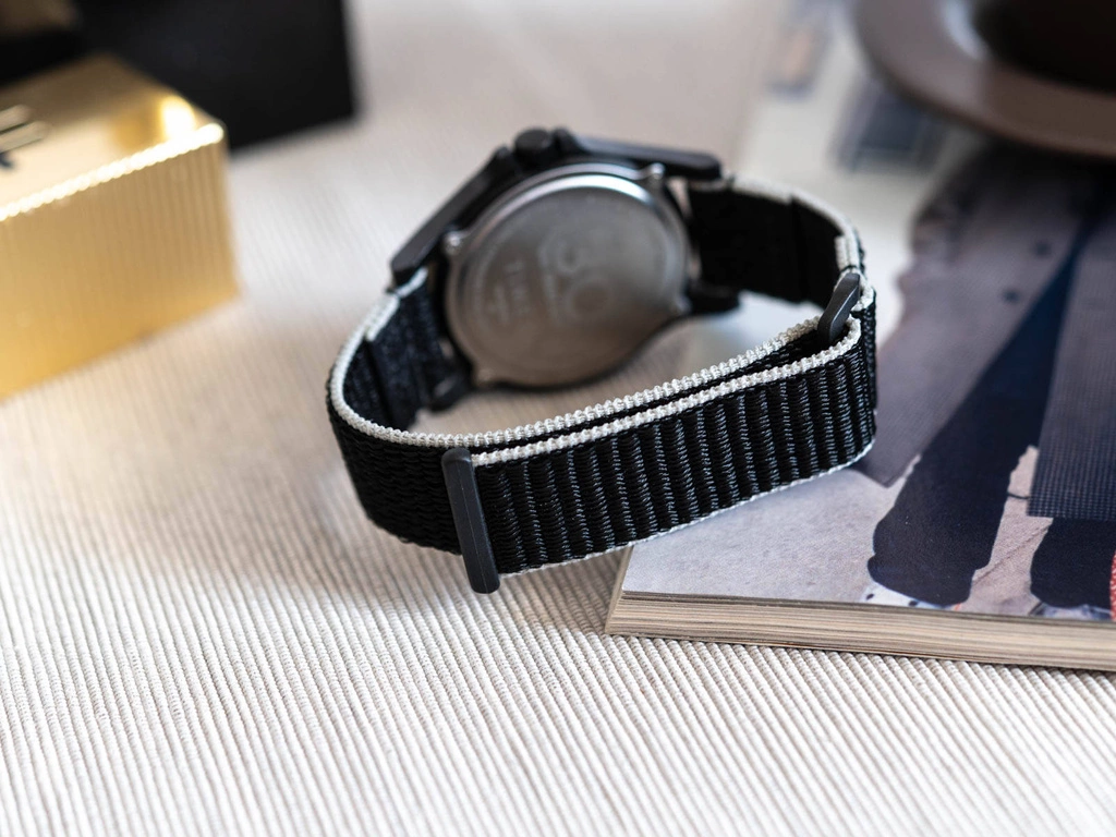 Zegarek męski TIMEX TW2V90800 UFC