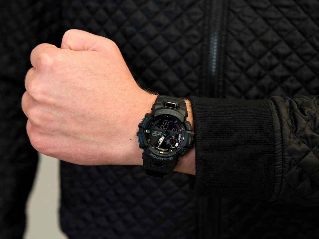 Zegarek męski CASIO G-SHOCK GBA-900-1AER G-Squad